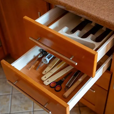 Metro Natolin - Balcony - By Rentujemy Διαμέρισμα *