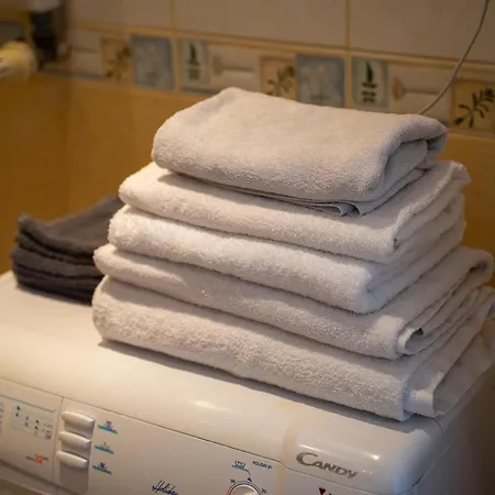 Metro Natolin - Balcony - By Rentujemy وارسو