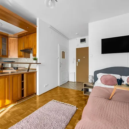 Metro Natolin - Balcony - By Rentujemy 아파트 *