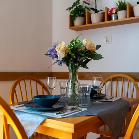 Metro Natolin - Balcony - By Rentujemy